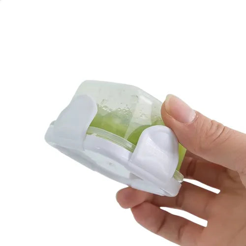 4 Mini Potinhos Potes Frutas Papinhas Grãos Lanche Com Trava