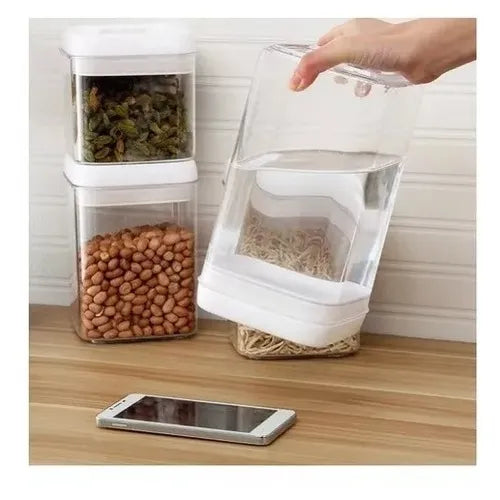 Kit 4 Potes Herméticos Acrílico Quadrado Com Tampa Preta Cor Transparente